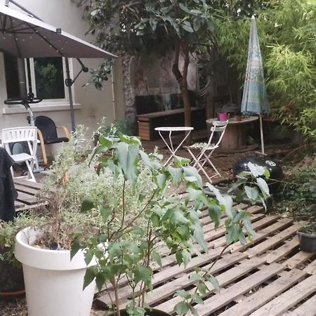 Appartement Avec Jardin Au Calme 蒙特勒伊 外观 照片